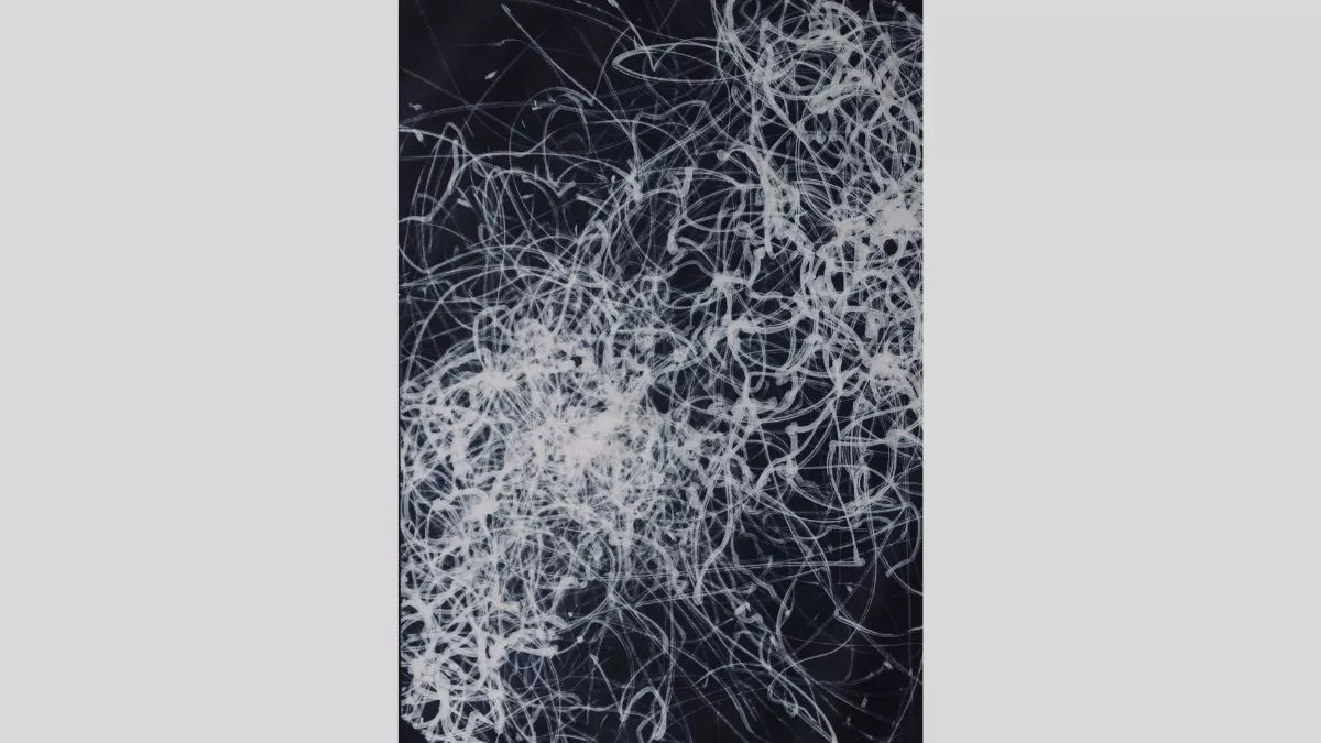 An artwork showing thick white and slightly transluscent penstrokes on a white canvas, increasing toward the central diagonal line of the canvas area