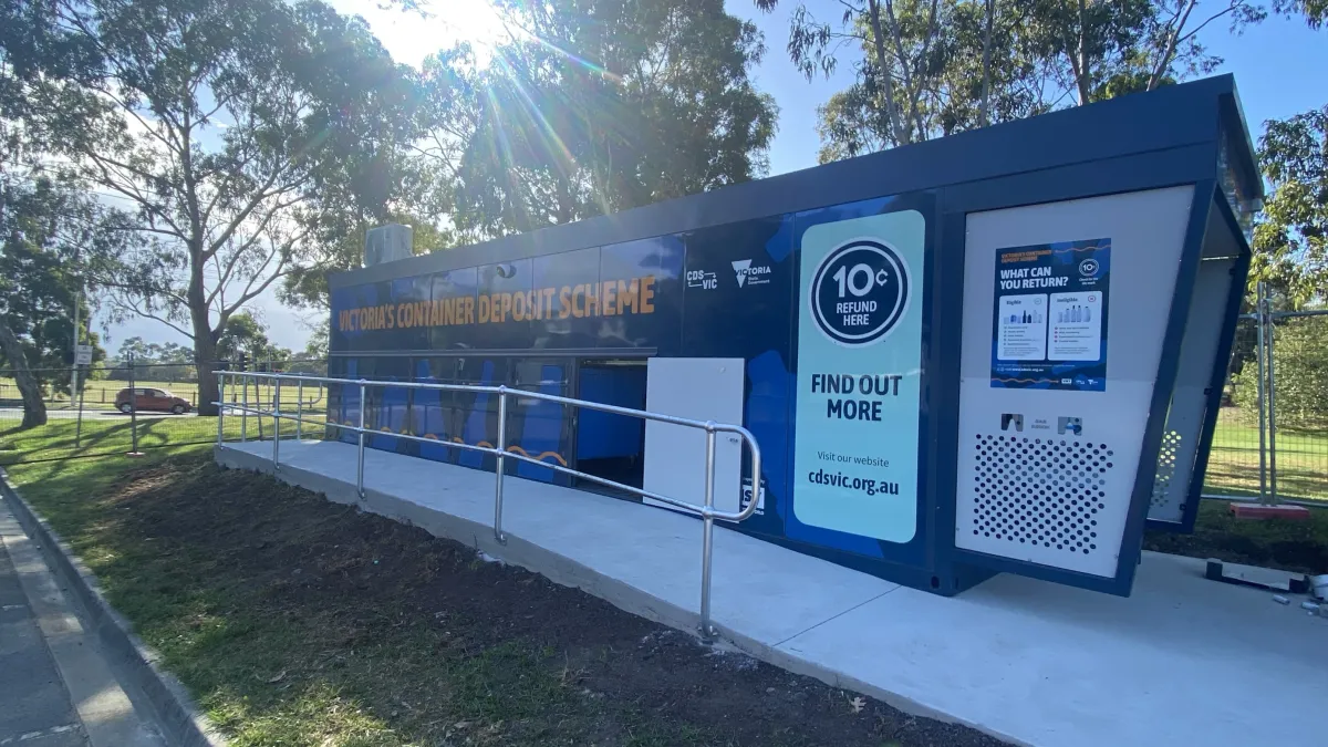 Container deposit vending machine at a park